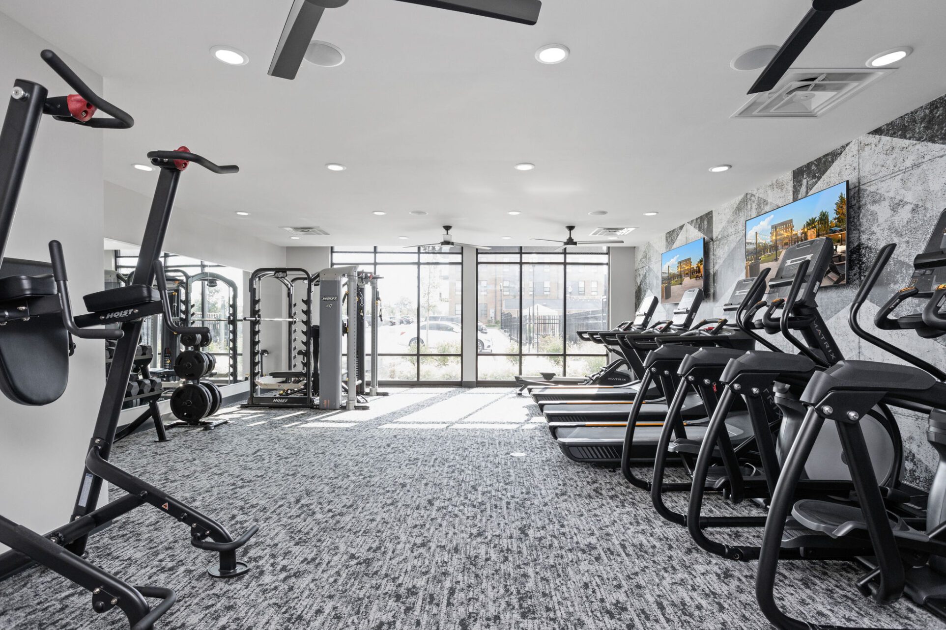 OtisatFtBen-33 Fitness available apartments